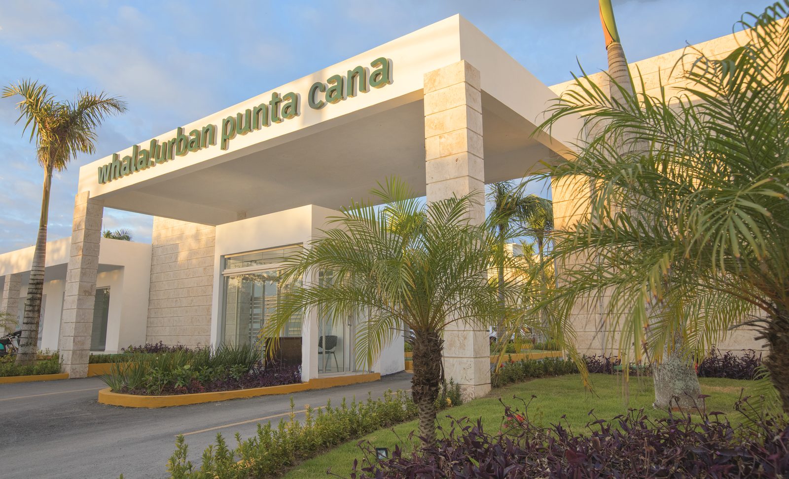 Entrada principal del hotel
